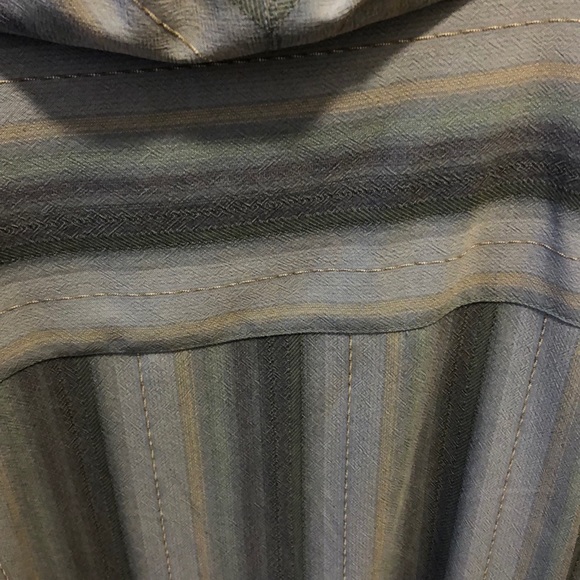 Tommy Bahama large button down short sleeve shirt - Picture 6 of 8